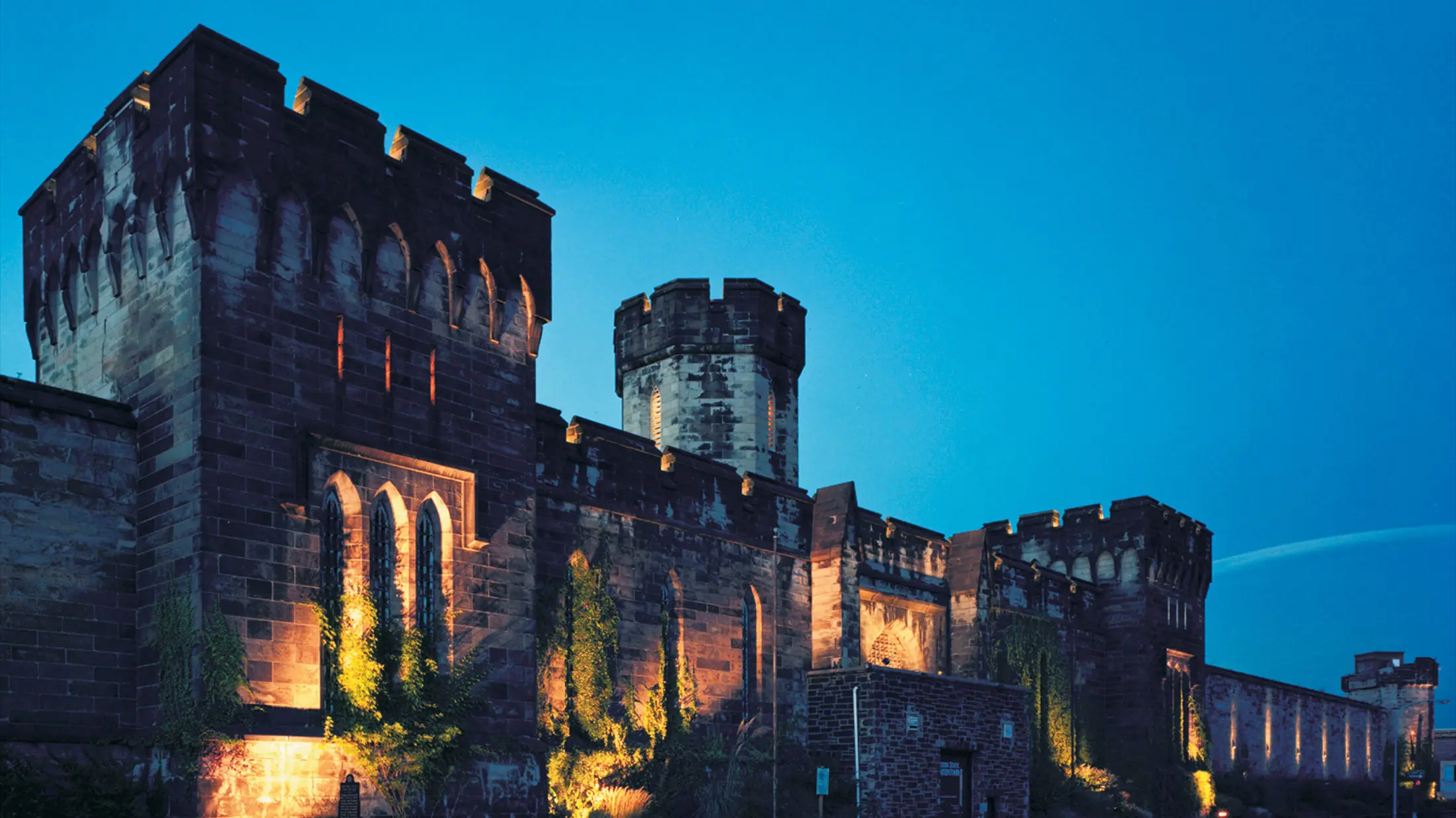 showing the image of " Eastern State Penitentiary ", one of the Top 10 most haunted places in the USA.